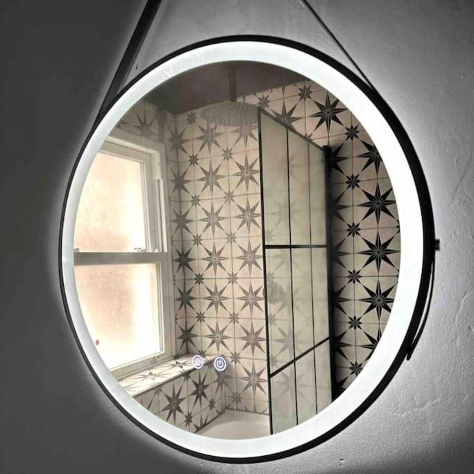 Stunning 2 Bedroom Flat Camden Londen Buitenkant foto